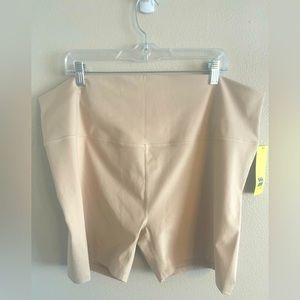 all in motion Women’s 3X NWT Shapewear Shorts w/ Hidden‎ Pocket